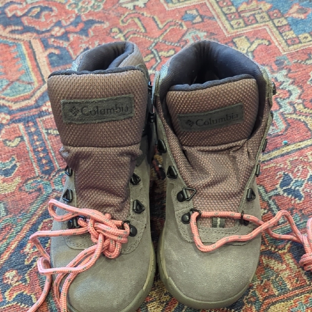 Columbia Kids' Gray and Pink Hiking Boots